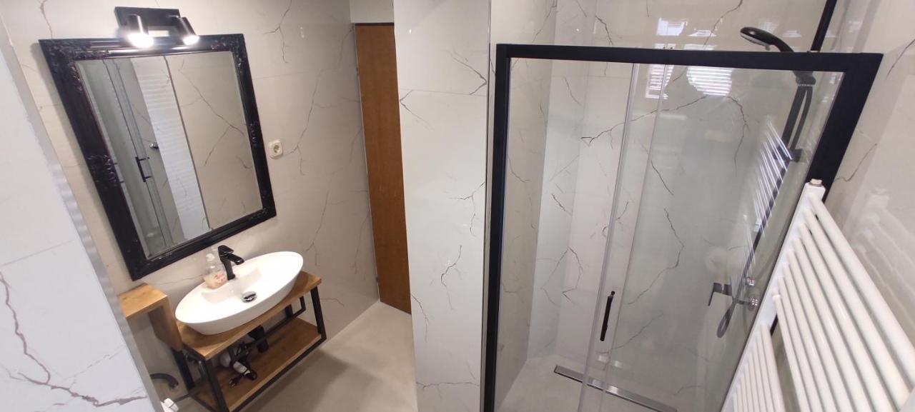 זאדאר Apartment Antisin מראה חיצוני תמונה